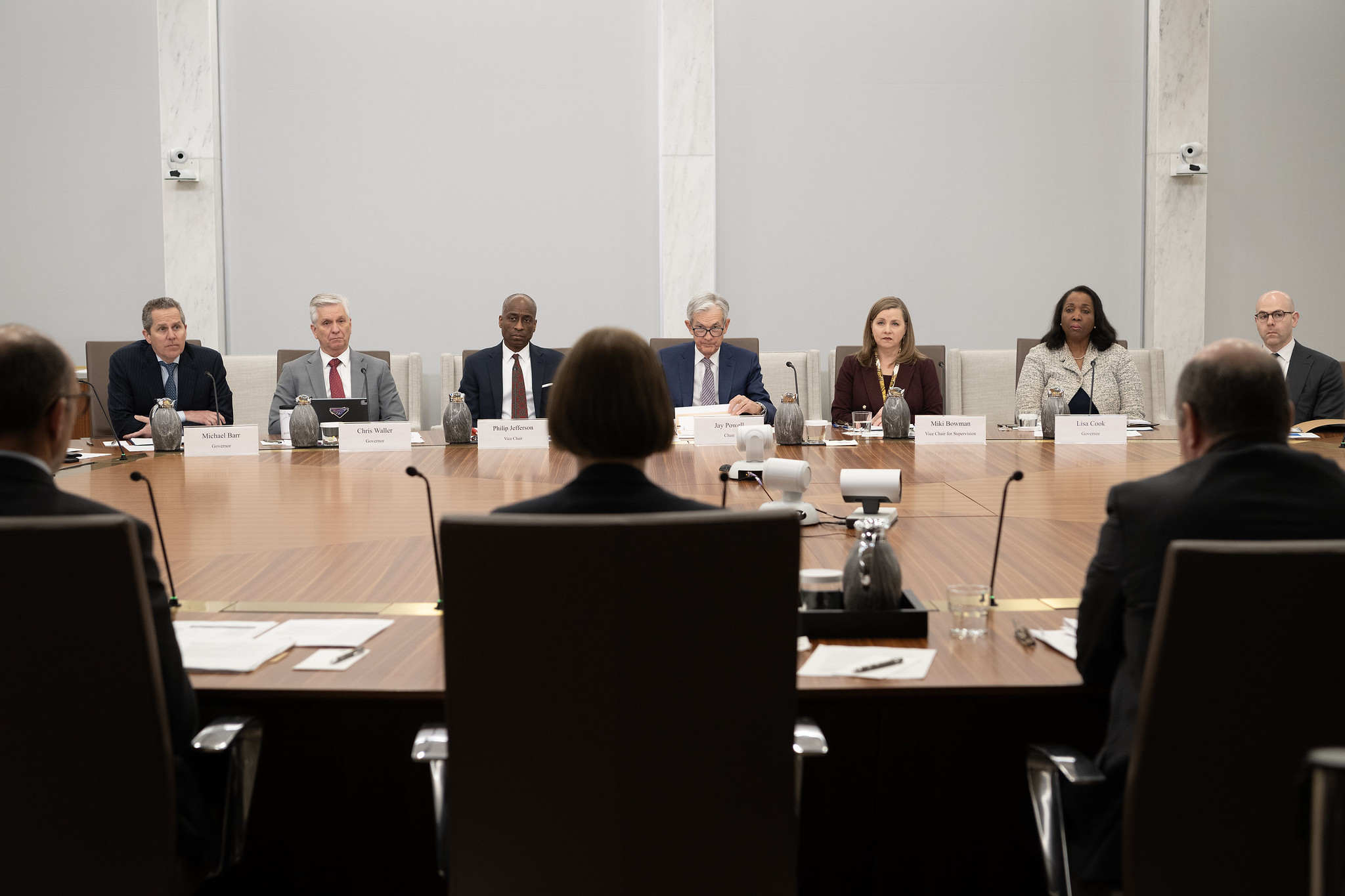 The Fed Sees Higher Inflation Coming — and May Cut Rates Anyway