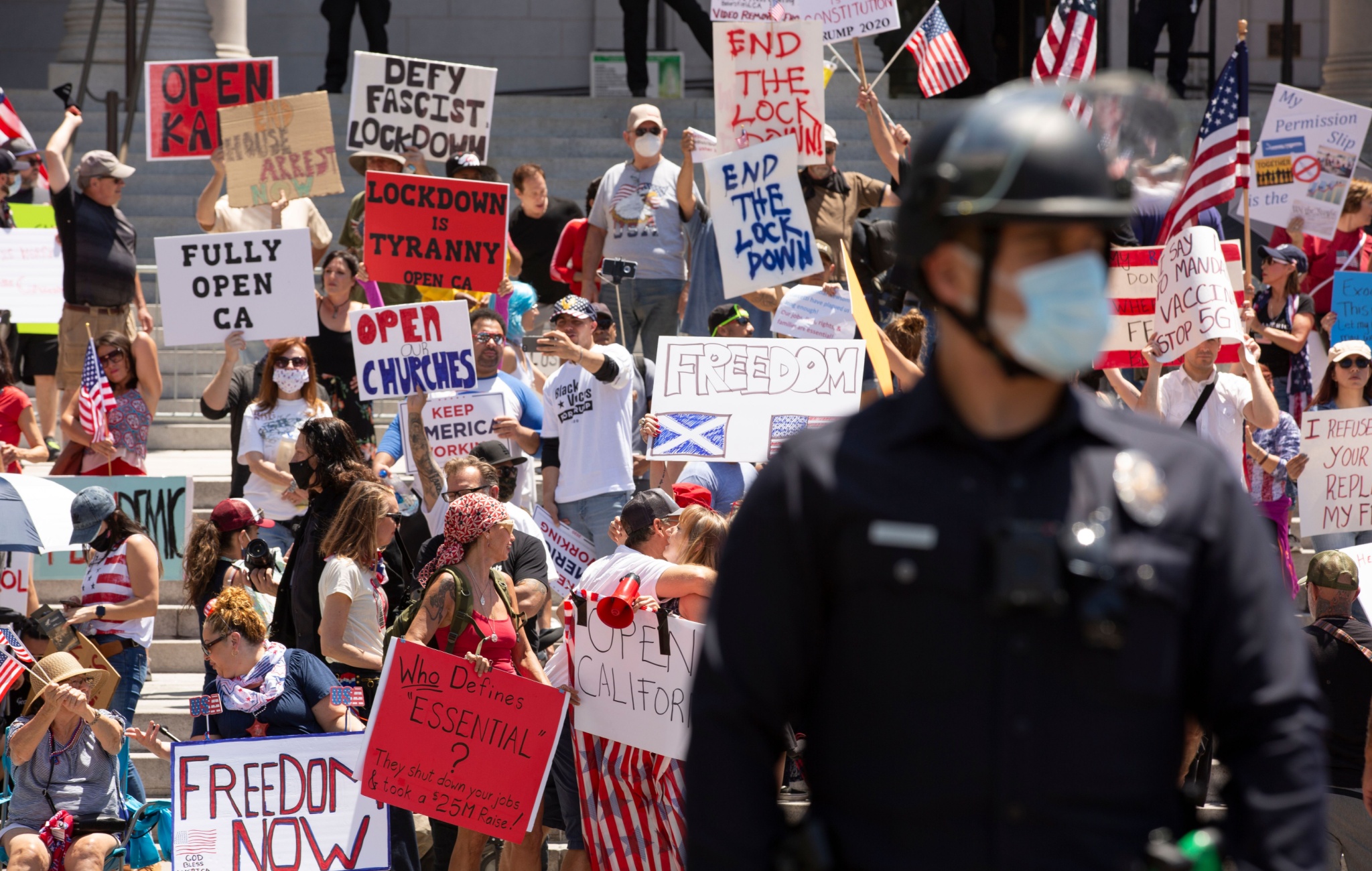 Big Government Is Why Politics Keeps Getting More Extreme
