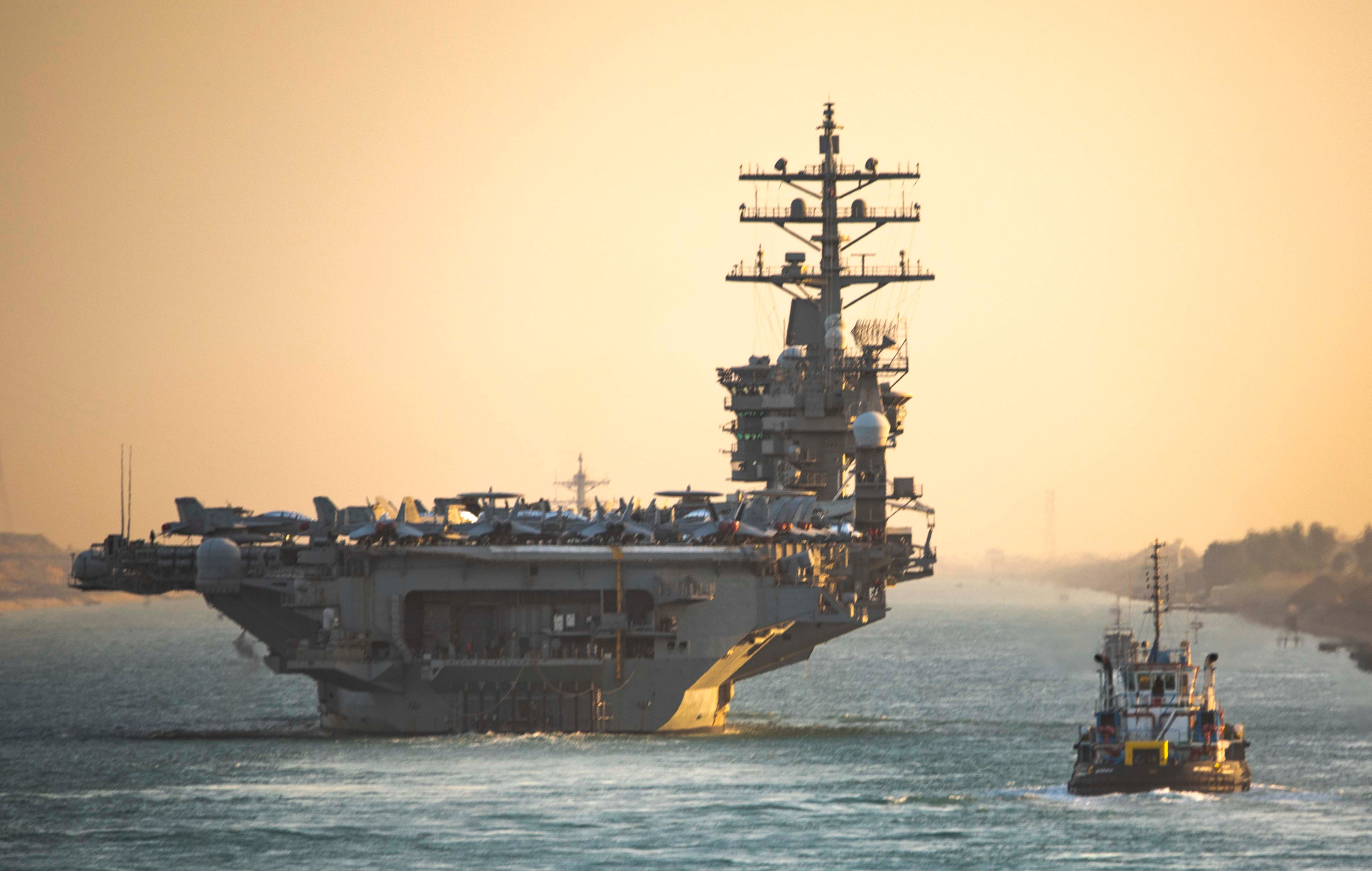 A Bankrupt America Can’t Defend the World